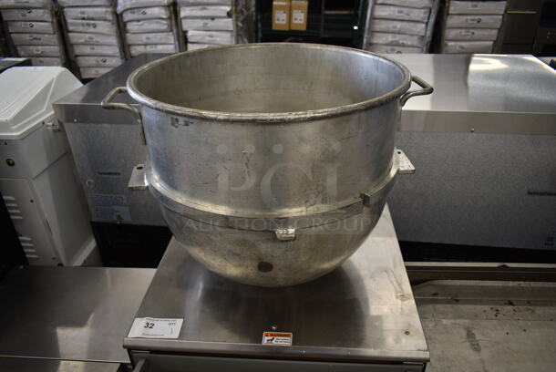 Hobart VML 30 Metal Commercial Mixing Bowl.  - Image 5 of 8