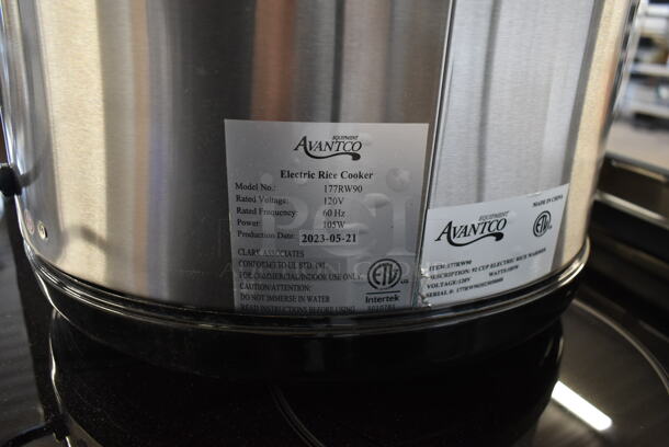 BRAND NEW SCRATCH AND DENT! 2023 Avantco 177RW90 Stainless Steel Commercial Countertop Electric Powered Rice Cooker. 120 Volts, 1 Phase. Tested and Working! - Image 6 of 6