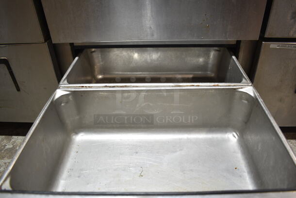 True TPP-93D-6 Stainless Steel Commercial Pizza Prep Table w/ 6 Drawers on Commercial Casters. 115 Volts, 1 Phase. Tested and Working!
 - Image 11 of 12