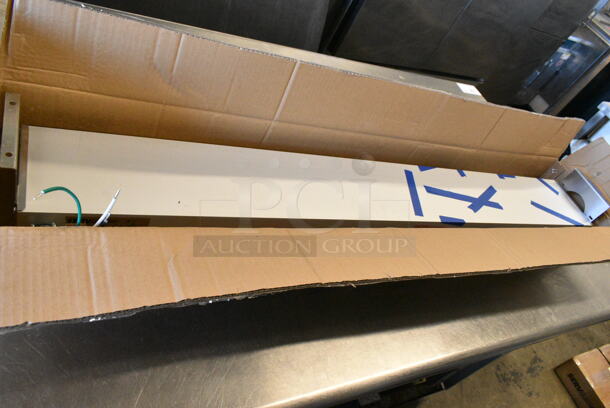 BRAND NEW SCRATCH AND DENT! 423SW48THA ServIt 48" Strip Warmer with Single Toggle Control. 120 Volts, 1 Phase.  - Image 3 of 5