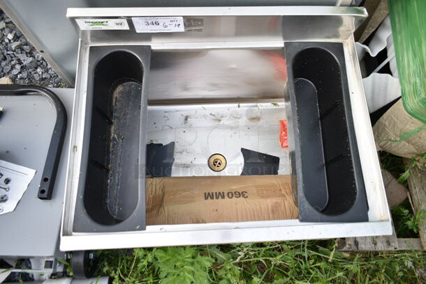BRAND NEW SCRATCH AND DENT! Regency 600IB1824 18" x 24" Underbar Ice Bin - 77 lb. - Image 3 of 5