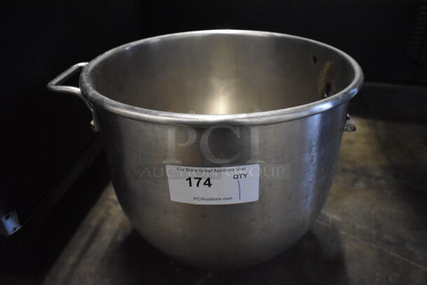 Hobart D-30 Stainless Steel Commercial 30 Quart Mixing Bowl. 17x15x13