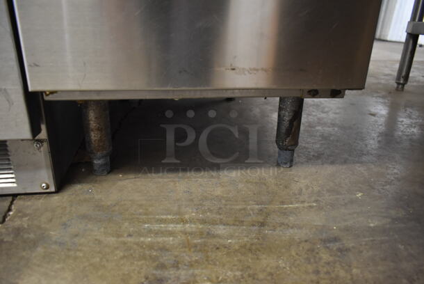 Pitco Frialator Stainless Steel Commercial Natural Gas Powered Floor Style Deep Fat Fryer.  - Image 5 of 7