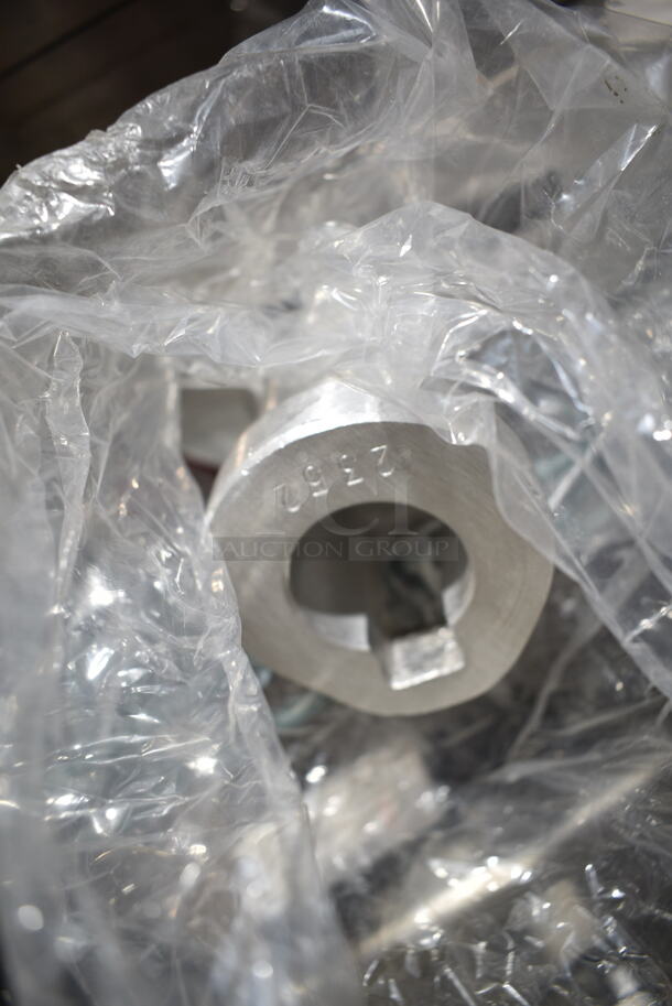 2 BRAND NEW SCRATCH AND DENT! Metal Commercial Flat Beater Paddle Attachment for Hobart Mixer. 2 Times Your Bid! - Image 6 of 6