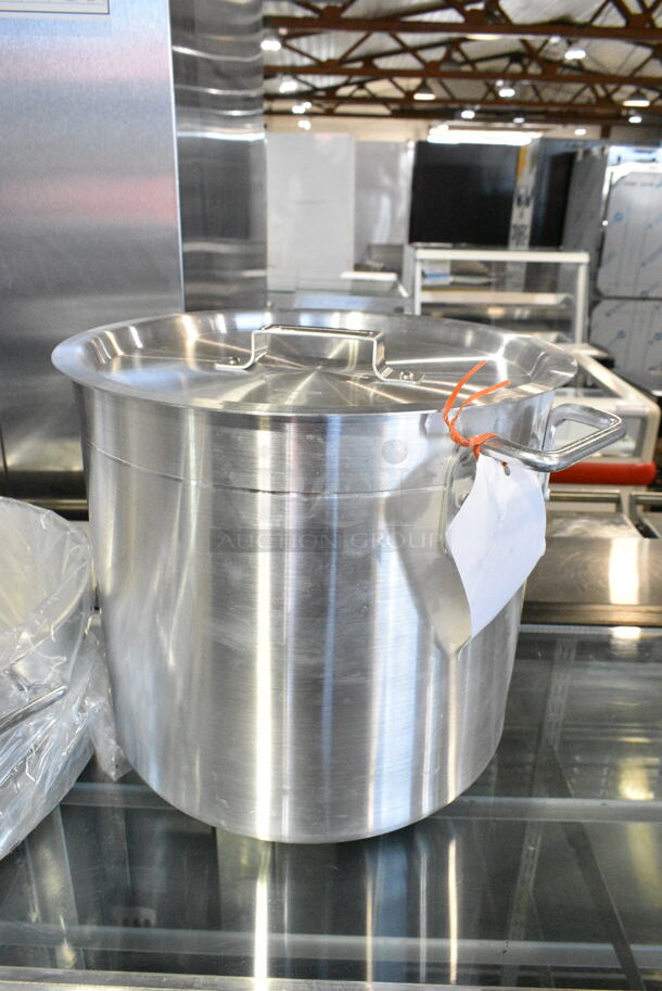 3 BRAND NEW SCRATCH AND DENT! Items Including 471ASTB20 Choice 20 Qt. Aluminum Stock Pot Steamer Basket, 471ASTB20ST Choice 20 Qt. Standard Weight Aluminum Stock Pot with Steamer Basket and Cover, Metal Stock Pot. 3 Times Your Bid!  - Image 5 of 9