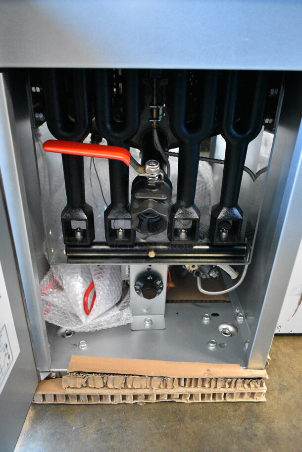 BRAND NEW SCRATCH AND DENT! 2024 KoolMore KM-FDF50-NG Stainless Steel Commercial Floor Style 50 Pound Natural Gas Powered Deep Fat Fryer. 120,000 BTU.  - Image 6 of 9