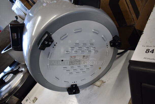Avantco 177RCA46 Metal Countertop Rice Cooker. 120 Volts, 1 Phase. Tested and Working! - Image 8 of 9