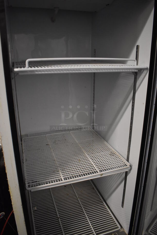2015 Migali C-23RM Metal Commercial Single Door Reach In Cooler Merchandiser. 115 Volts, 1 Phase. 27x32x81. Tested and Working! - Image 4 of 5