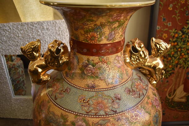 Ornate Asian Style Vase w/ Foo Dog Handles. - Image 5 of 9