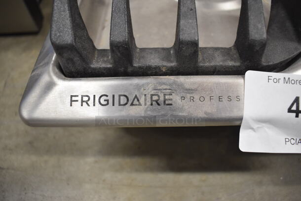 BRAND NEW SCRATCH AND DENT! Frigidaire FPGC3077RSA Metal 30" 5 Burner Gas Cooktop - Image 6 of 10