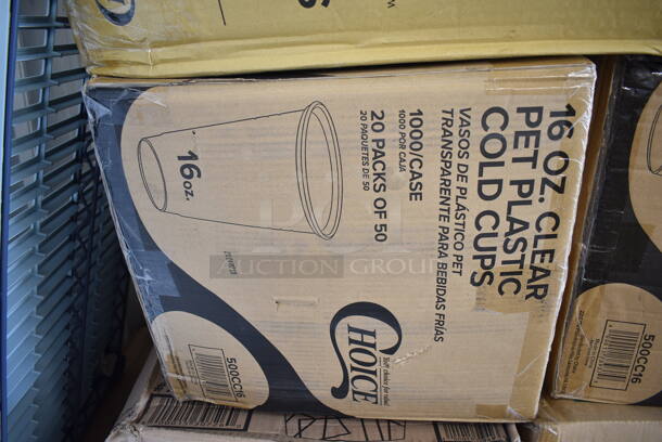PALLET LOT of 27 BRAND NEW Boxes Including 127SB24COMBO Choice 24 oz. Clear Plastic Salad Bowl with Lid - 150/Case, 2 Box 500CC16 Choice Clear PET Customizable Plastic Cold Cup - 16 oz. - 1000/Case, CH12DEF Dart ClearPac SafeSeal 12 oz. Tamper-Resistant, Tamper-Evident Hinged Container with Flat Lid - 200/Case, 3 Box 760SOUP8KFT EcoChoice 8 oz. Kraft Paper Food Cup with Vented Lid - 250/Case, 130HBKCUTFW Visions Individually Wrapped Black Heavy Weight Plastic Fork - 1000/Case, 2 Box 129MCR32B Choice 32 oz. Black Round Microwavable Heavy Weight Container with Lid 7 1/4" - 150/Case, 2 Box 433NHT101H Choice 1/6 Standard Size White "Thank You" Medium-Duty Plastic T-Shirt Bag - 1000/Case, 347RPBD10WHS Visions 10" White Plastic Plate with Silver Bands - 120/Case, 129MCS38B Choice 38 oz. Black Rectangular Microwavable Heavy Weight Container with Lid 8 3/4" x 6 1/4" x 2" - 150/Case, 346WKFSNSPM Choice White Medium Weight Wrapped Plastic Cutlery Pack with Napkin and Salt / Pepper Packets - 500/Case. 27 Times Your Bid! - Image 5 of 12