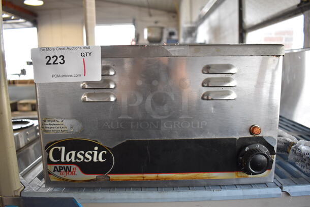 APW Wyott W-3V Stainless Steel Commercial Countertop Food Warmer. 120 Volts, 1 Phase. 14.5x24x9. Tested and Working! - Image 2 of 5