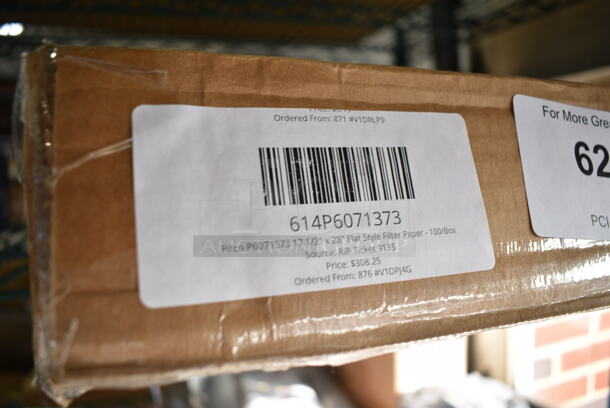 BRAND NEW SCRATCH AND DENT! Pitco P6071373 614P6071373  17 1/2" x 28" Flat Style Filter Paper - 100/Box - Image 3 of 3