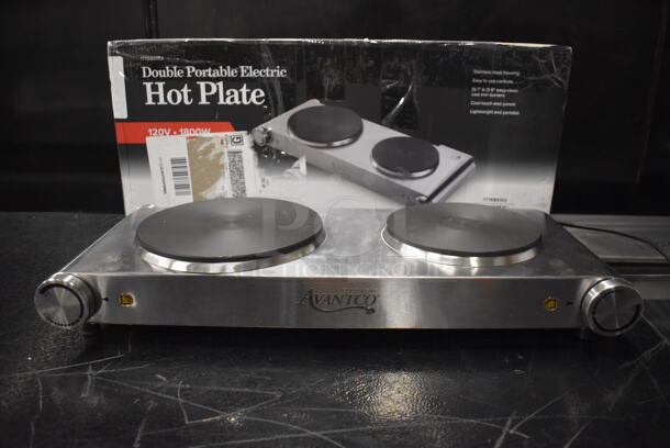 LIKE NEW! Avantco 177EBS102 Stainless Steel Countertop Double Burner Solid Top Portable Electric Hot Plate Range. 120 Volts, 1 Phase. Unit Has Only Been Used a Few Times! 21x9x4. Tested and Working! - Image 1 of 7