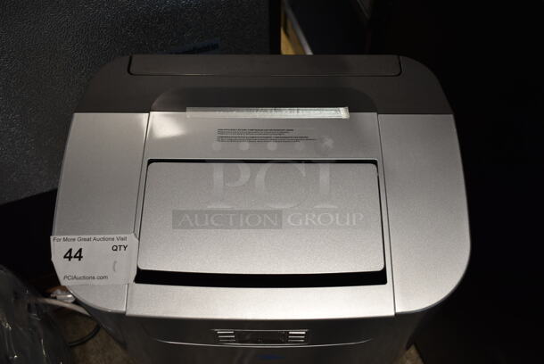 BRAND NEW SCRATCH AND DENT! Whynter Elite ARC-122DHP Dual Hose Digital Portable Air Conditioner w/ Heat Drain Pump. Comes w/ Original Accessories. 115 Volts, 1 Phase. Tested and Working! - Image 2 of 7