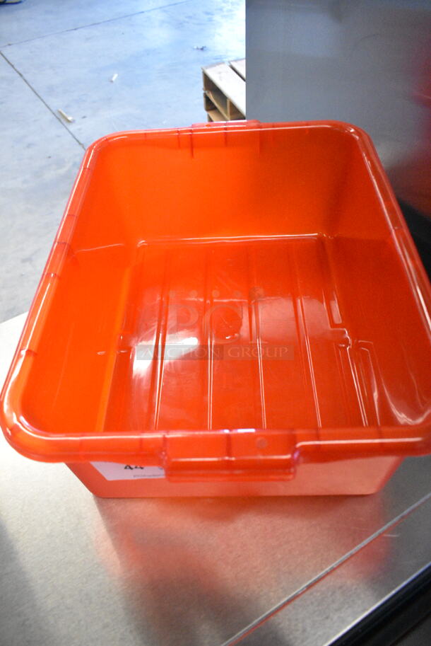 5 BRAND NEW SCRATCH AND DENT! Items Including 2142SFSCW Cambro CamSquares® Classic 2 Qt. Clear Square Polycarbonate Food Storage Container, 2 247FP194CL Vigor 1/9 Size Clear Polycarbonate Food Pan - 4" Deep, 407KRMAG24 Choice 24" Magnetic Knife Holder / Strip with Hooks, 27140379 Carlisle 4037900 Sparta Spectrum 3"W Boar Bristle Pastry / Basting Brush with Hook, Red Bus Bin. 5 Times Your Bid!  - Image 12 of 12