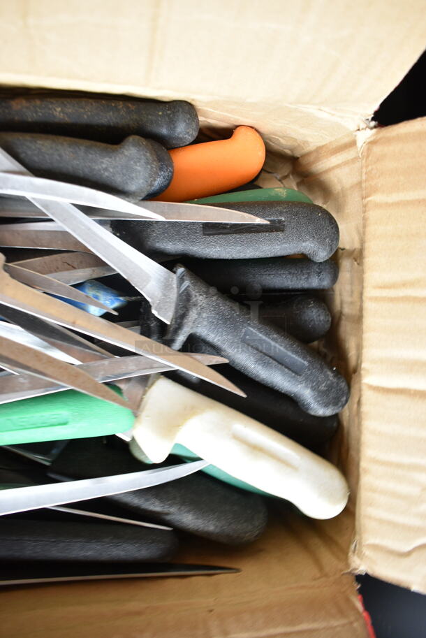 60 SHARPENED Stainless Steel Knives Including Fillet Knives. 60 Times Your Bid!  - Image 3 of 5
