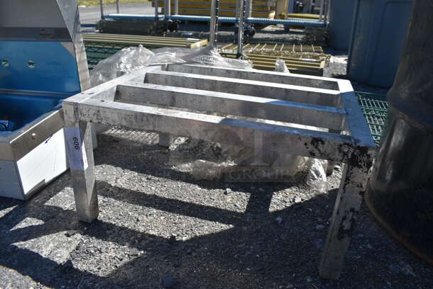 Metal Dunnage Rack. 24x20x12 - Image 2 of 4