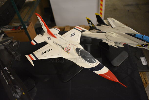 3 US Airforce Fighter Jet Collectible Airplanes on Display Stands. 3 Times Your Bid - Image 4 of 9