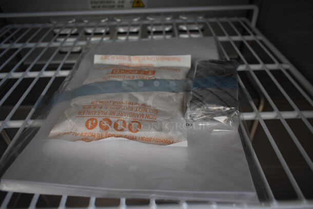 BRAND NEW SCRATCH AND DENT! 2022 KoolMore RWT-1D6C Stainless Steel Commercial Single Door Undercounter Cooler on Commercial Casters. 115 Volts, 1 Phase. Tested and Working! - Image 6 of 7