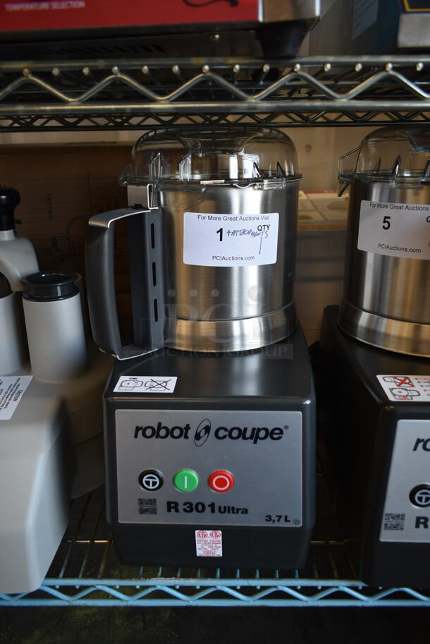 BRAND NEW SCRATCH AND DENT! Robot Coupe R 301 U Series D Stainless Steel Commercial Countertop Food Processor w/ Bowl, Lid, Continuous Feed Head, Grater Blade, Slicer Blade, S Blade and D Clean Kit. 120 Volts, 1 Phase. Tested and Working! - Image 3 of 12