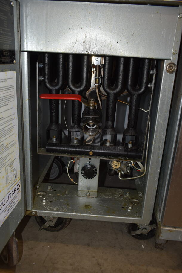 2021 Culitek CULGF120NG Stainless Steel Commercial Floor Style Natural Gas Powered Deep Fat Fryer on Commercial Casters. 120,000 BTU. - Image 4 of 5