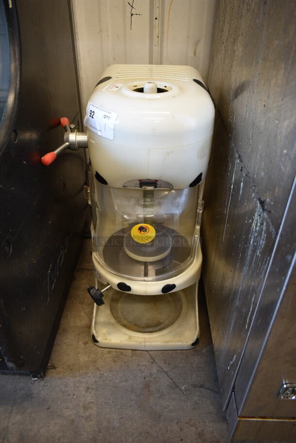 Global Bear PDOM-GRM Metal Commercial Countertop Ice Shaver. 110-120 volts, 1 Phase. Tested and Working! - Image 1 of 7