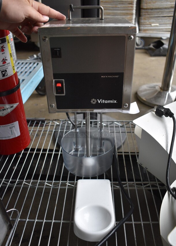 Vita-Mix Model VM0804 Stainless Steel Commercial Drink Mixing Machine Attachment for Frozen Beverage Machine. 120 Volts, 1 Phase. 7x14x15. Tested and Working! - Image 1 of 6