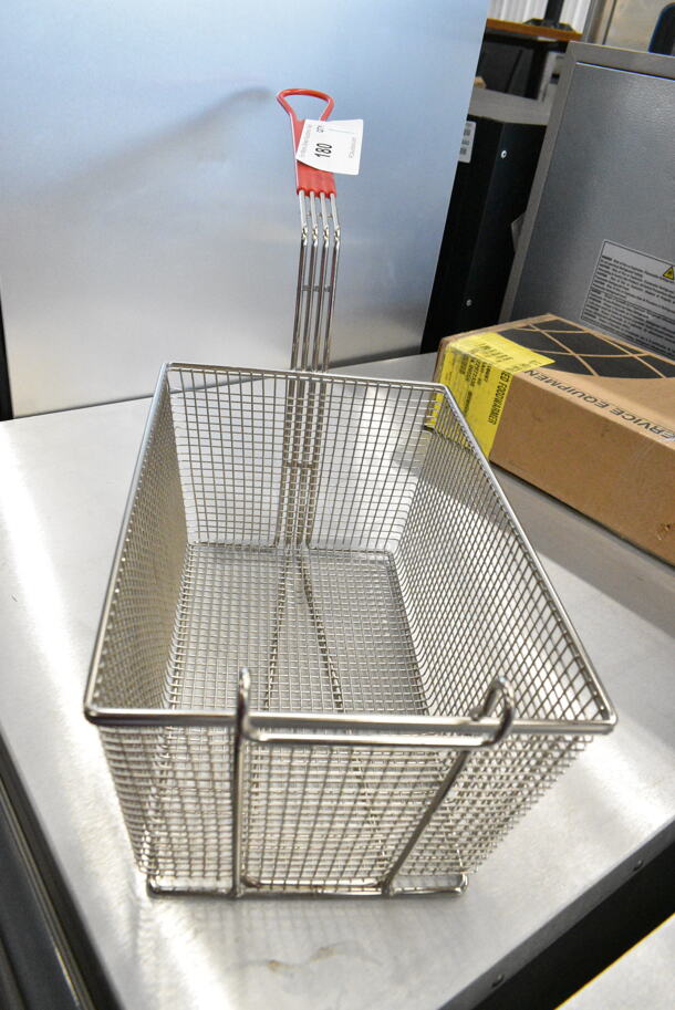 Metal Fry Basket.  - Image 3 of 3