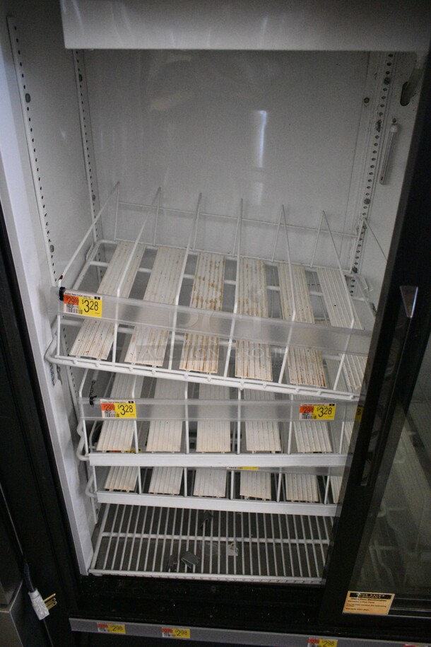 True GDM-41SL-54-LD Metal Commercial 2 Door Reach In Cooler Merchandiser w/ Poly Coated Racks. 115 Volts, 1 Phase. Tested and Working! - Image 3 of 6