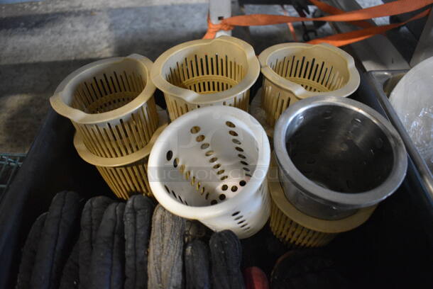 ALL ONE MONEY! Lot of Various Silverware Bins and Oven Mitts in Bus Bin! - Image 3 of 4