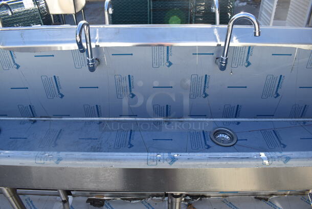 BRAND NEW SCRATCH AND DENT! Advance Tabco FS-FMM-100FV Stainless Steel 16 Gauge Multi Station Hand Sink w/ 5 Faucets, 5 Foot Pedals and Under Shelf. 100x18.5x44 - Image 3 of 7