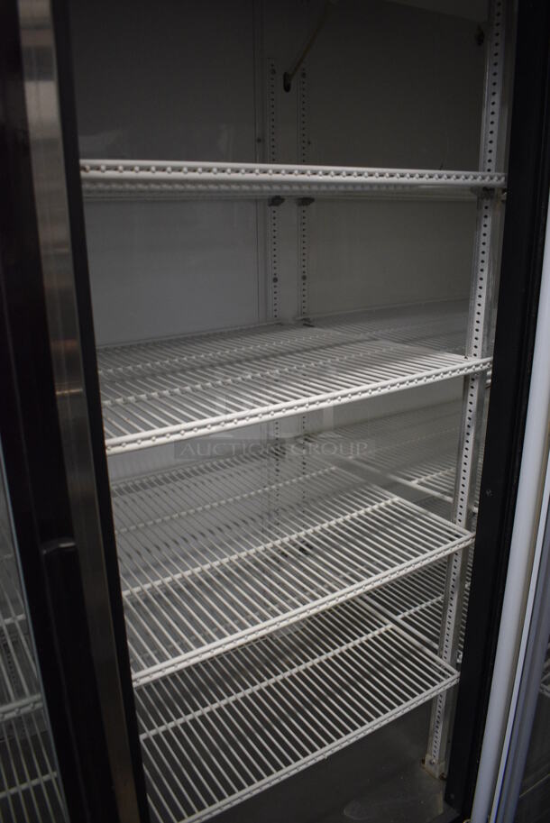 True Model GDM-72 Metal Commercial 3 Door Reach In Cooler Merchandiser w/ Poly Coated Rack. 115 Volts, 1 Phase. 78x32x79. Tested and Working! - Image 5 of 6