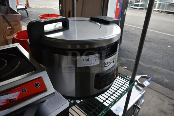 BRAND NEW SCRATCH AND DENT! 2023 Avantco 177RCSA90 Stainless Steel Commercial Countertop Electric Powered Rice Cooker. 240 Volts, 1 Phase.  - Image 3 of 5