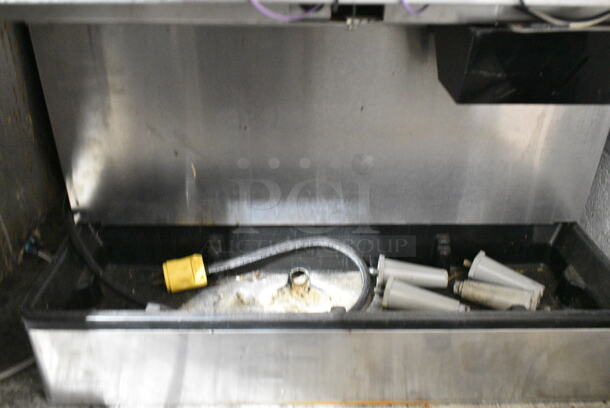 Hoshizaki DCM-500BAH Stainless Steel Commercial Ice Maker and Water Dispenser. 115-120 Volts, 1 Phase.  - Image 3 of 4