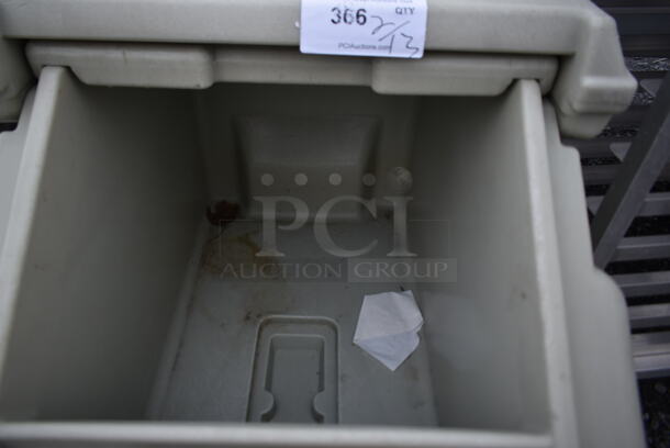 Cambro Poly Insulated Portable Ice Bin on Commercial Casters. - Image 4 of 4