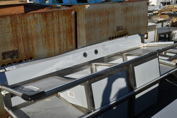 BRAND NEW SCRATCH AND DENT! Regency 600S22424224 98" 16 Gauge Stainless Steel Two Compartment Commercial Sink with Galvanized Steel Legs and 2 Drainboards - 24" x 24" x 14" Bowls. No Legs.  - Image 2 of 5