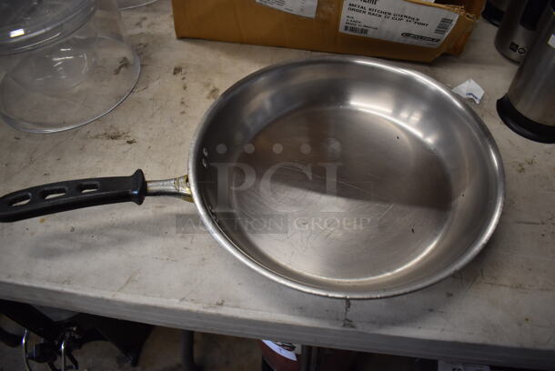 5 Metal Skillets. 20x13x2.5. 5 Times Your Bid! - Image 7 of 8