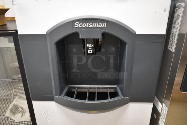 BRAND NEW SCRATCH AND DENT! 2023 Scotsman HD30B-1H Stainless Steel Commercial Ice Bin Hotel Dispenser. 115 Volts, 1 Phase.  - Image 4 of 7