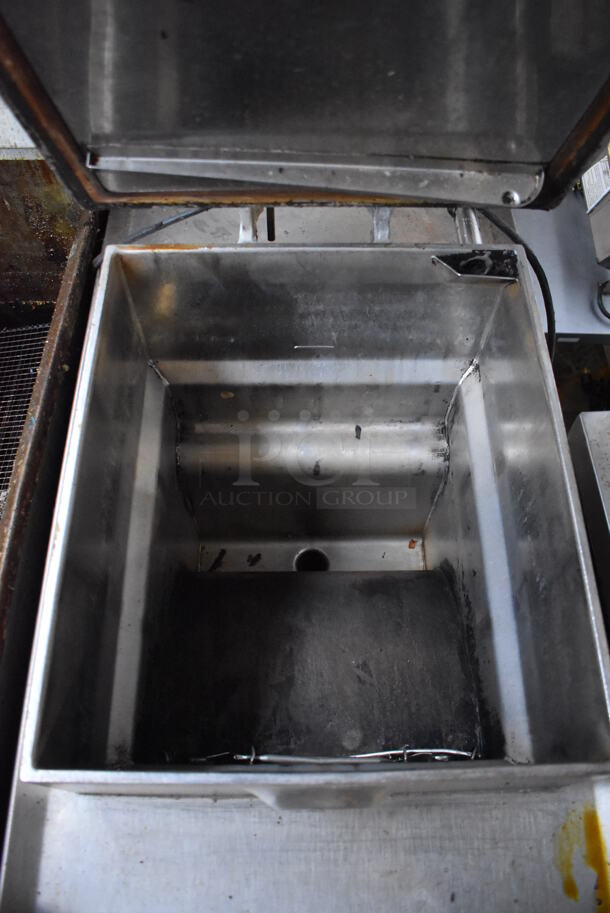 Henny Penny 600RB Stainless Steel Commercial Floor Style Natural Gas Powered Pressure Fryer on Commercial Casters. 18x40x48 - Image 7 of 7