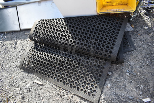 ALL ONE MONEY! Lot of White Trash Can, Yellow Butler and Black Anti Fatigue Floor Mat. - Image 3 of 5