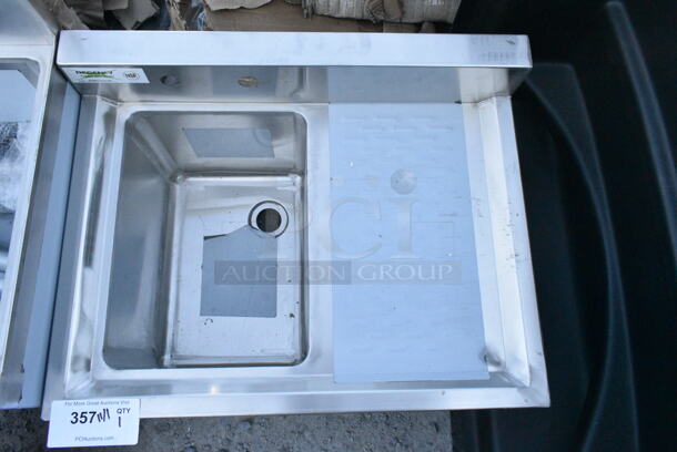 BRAND NEW SCRATCH AND DENT! Regency 600B1101412R 1 Bowl Underbar Sink with Drainboard - 24" x 18 3/4" - Right Drainboard - Image 3 of 7