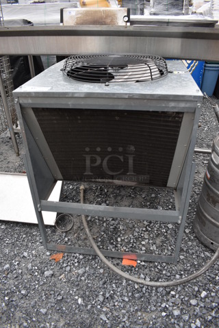 Manitowoc VRC2061B1 Metal Commercial Remote Condensing Unit for Ice Head. 208/230 Volts, 1 Phase. 28x29.5x40