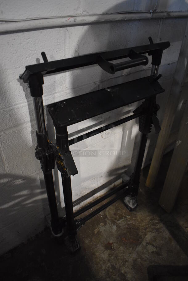 Metal Stand. 20x6x33 - Image 1 of 3