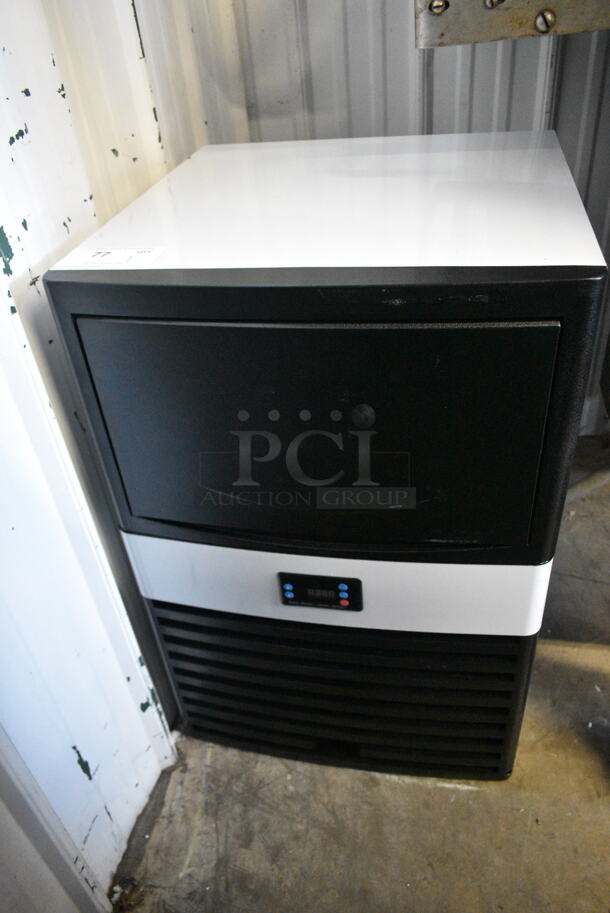 BRAND NEW SCRATCH AND DENT! Hoocoo HCIM-40 Stainless Steel Commercial Undercounter Self Contained Ice Machine. 115 Volts, 1 Phase. - Image 2 of 8