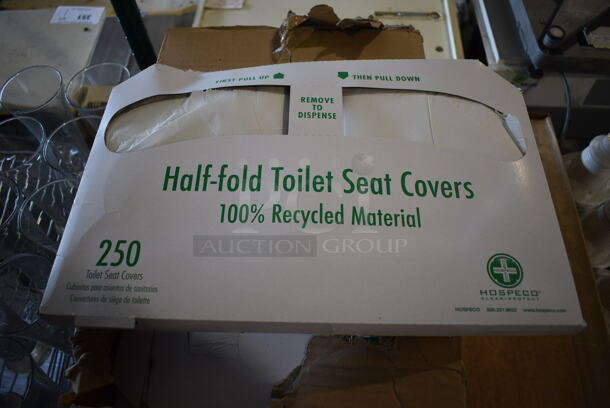 BRAND NEW IN BOX! Half Fold Toilet Seat Covers. 
