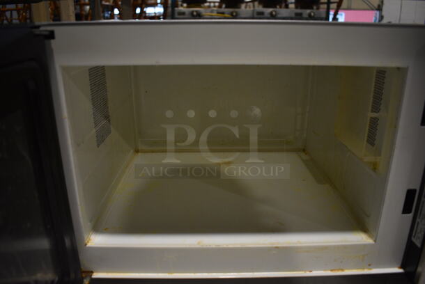 Panasonic Stainless Steel Commercial Countertop Microwave Oven. 20x13x12 - Image 4 of 5