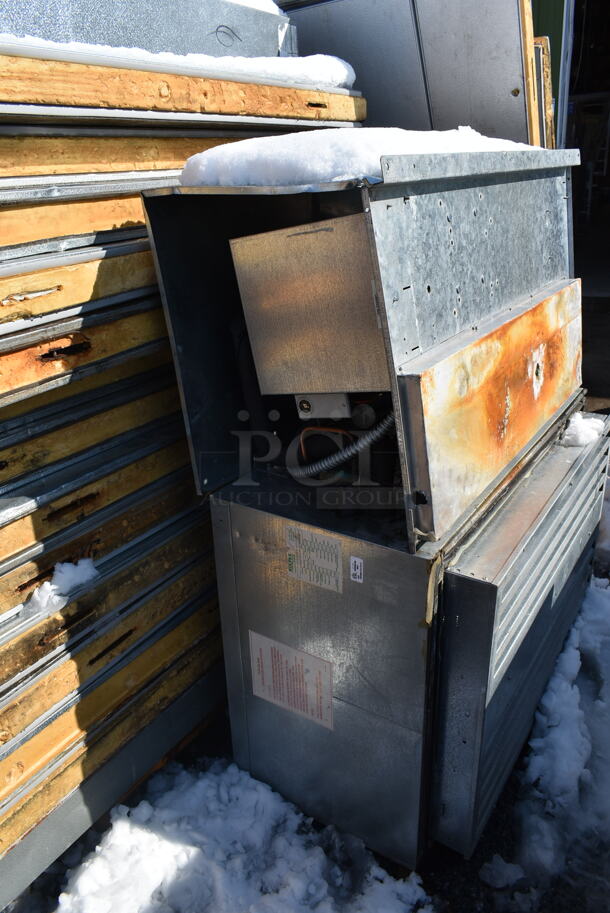 2 Walk In Boxes That Make One 14'x7' Norlake Combo SELF CONTAINED Walk In Box w/  Kolpak PC069T3 208/230 Volt, 1 Phase Compressor. 2 Times Your Bid! Information Provided By The Consignor But Not Verified By PCI Auctions. Picture of the Unit Before Removal Is Included In the Listing. - Image 8 of 9