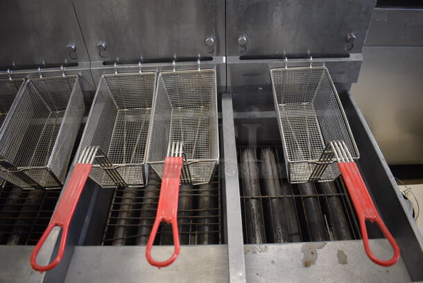 2014 Pitco Frialator Model SSH60 ENERGY STAR Stainless Steel Commercial 4 Bay Natural Gas Powered Deep Fat Fryer w/ 6 Metal Fry Baskets and Filtration System on Commercial Casters. 80,000 BTU. 62.5x35x49 - Image 4 of 12