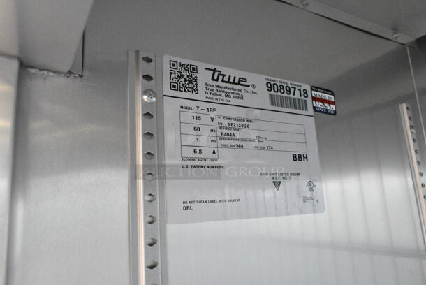 2017 True T-19F Stainless Steel Commercial Single Door Reach In Freezer w/ Poly Coated Racks. 115 Volts, 1 Phase. Tested and Powers On But Does Not Get Cold
 - Image 4 of 4
